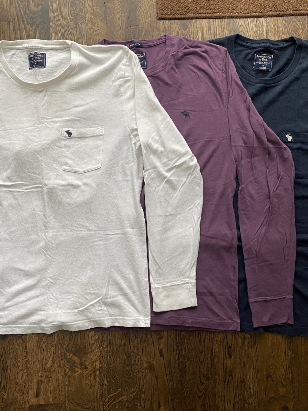 Abercrombie & Fitch A&F Long Sleeve T-Shirt LOT White Navy Plum Sz M